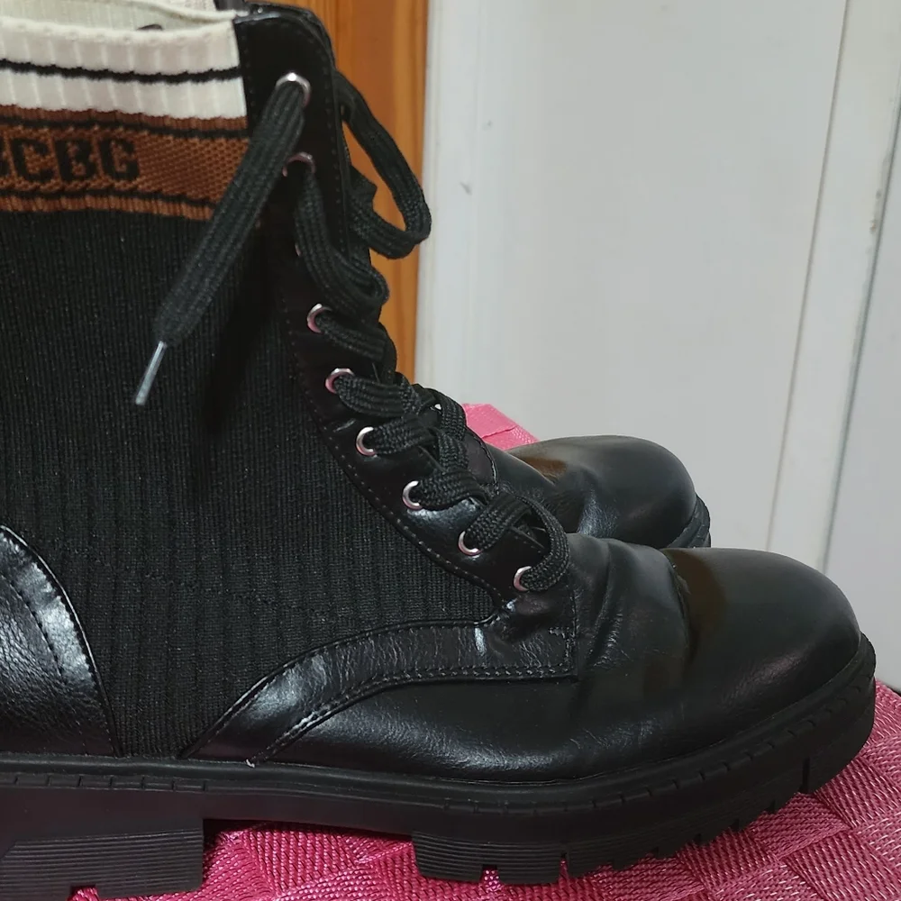 BCBG combat boots size 11 - Picture 2 of 9